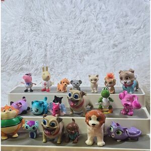 Huge 20+ Toy Lot: Disney Puppy Dog Pals, Peppa Pig, 44 Cats & More